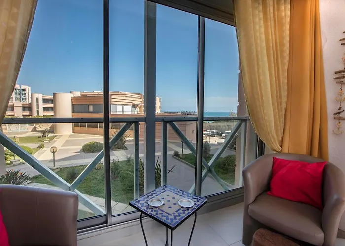 Appartement T3 Traversant Residence Standing Garage Et Piscine Exterieure Gratuits