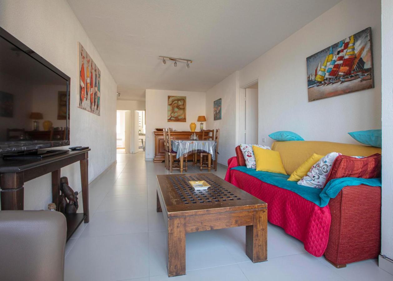 Apartment T3 Traversant Standing Garage Et Piscine Exterieure Gratuits