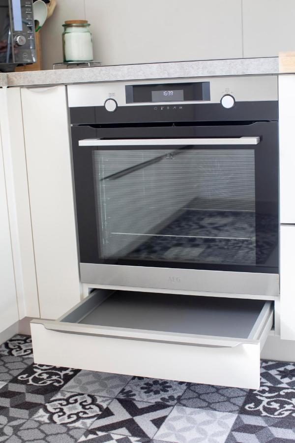 T3 Traversant Standing Garage Et Piscine Exterieure Gratuits Apartment Sete