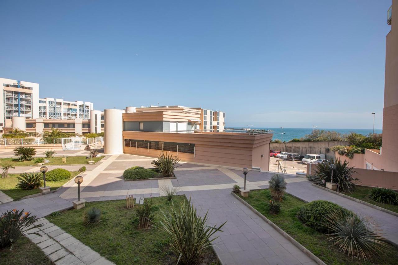 T3 Traversant Standing Garage Et Piscine Exterieure Gratuits Apartment Sete